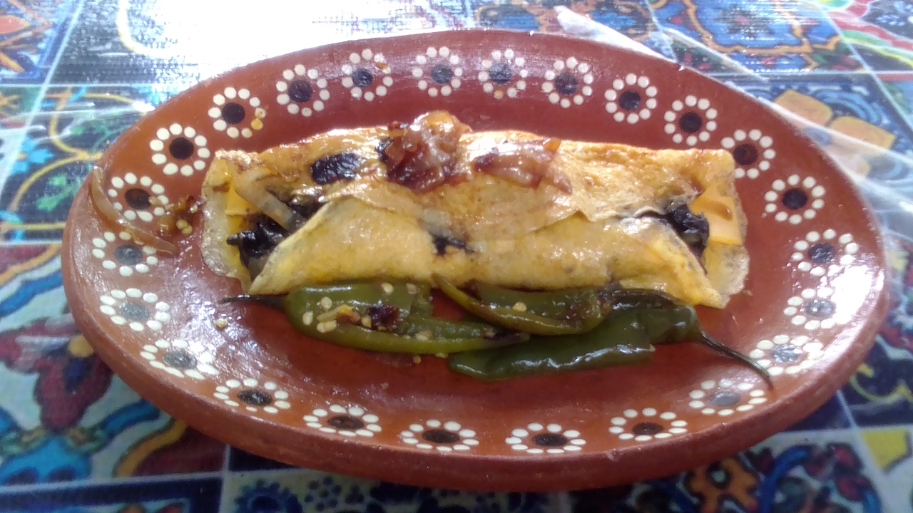 <span style="font-weight: bold;">Omelette de cuitlacoche </span>